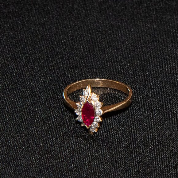 14K Solid Yellow Gold Ruby and Diamond Ring Size 7 - Picture 1 of 2
